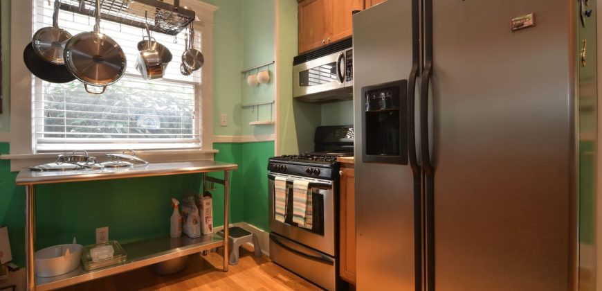 4 bedroom house in Seattle