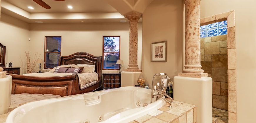 5 bedroom house in Scottsdale
