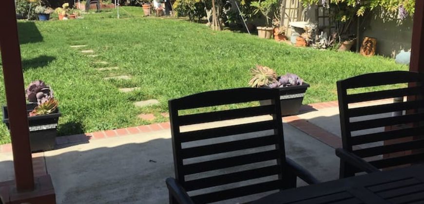 2 bedroom house in Los Angeles