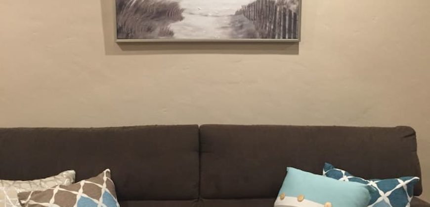 2 bedroom house in Los Angeles
