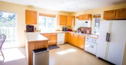 Spacious 2 bedroom townhome in Redmond