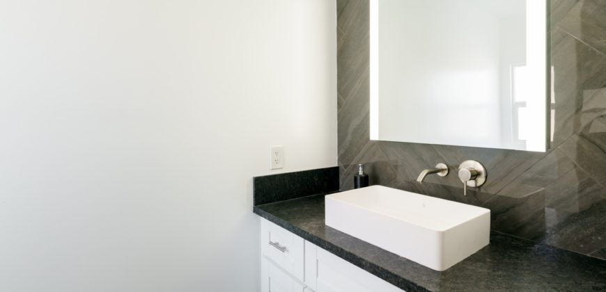 2 bedroom house in San Diego