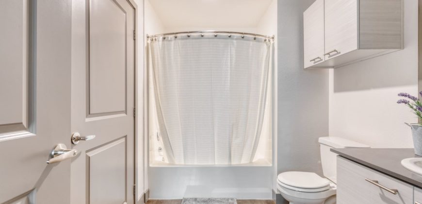 1 bedroom apartment in Downtown Anaheim