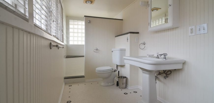 4 bedroom house in Seattle