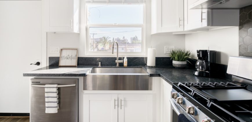 2 bedroom house in San Diego