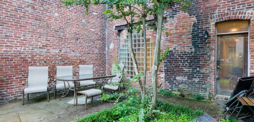 2 bedroom house in Washington DC