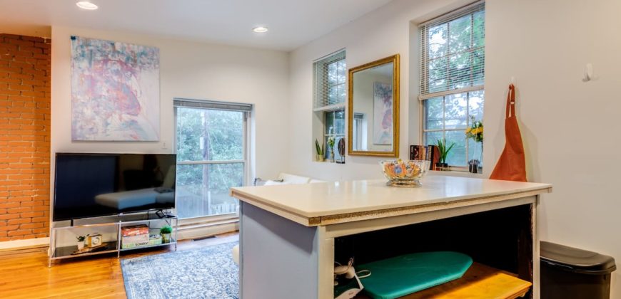 2 bedroom house in Washington DC