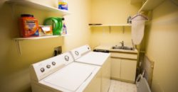 Spacious 2 bedroom townhome in Redmond