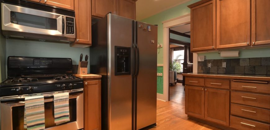 4 bedroom house in Seattle