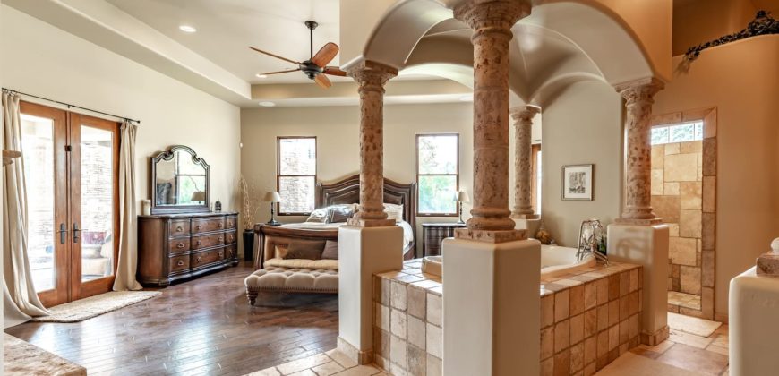 5 bedroom house in Scottsdale