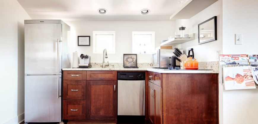1 bedroom house in Austin