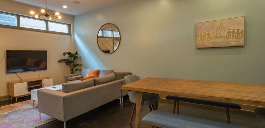 5 bedroom house in Austin